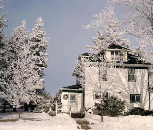 farmhouse in frost